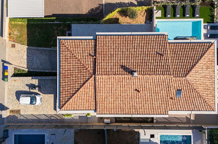 Vakantiehuis "Lana" mit Schwimmbad