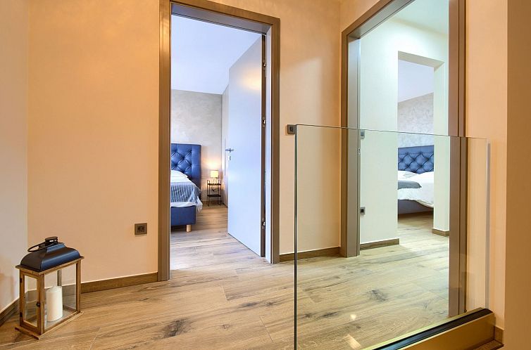 Vakantiehuis "Lana" mit Schwimmbad
