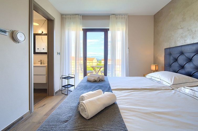 Vakantiehuis "Lana" mit Schwimmbad