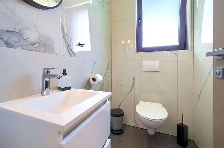 Vakantiehuis "Lana" mit Schwimmbad