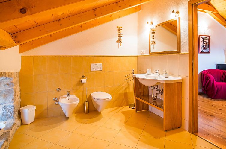 Vakantiehuis Villa mit Pool, Olivengarten und Meerblick