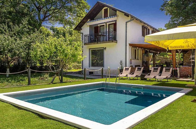 Unterkunft 1048302 - Ferienhaus Kvarner - Vakantiehuis Wunderschönes Ferienhaus in Grižane mit Priva