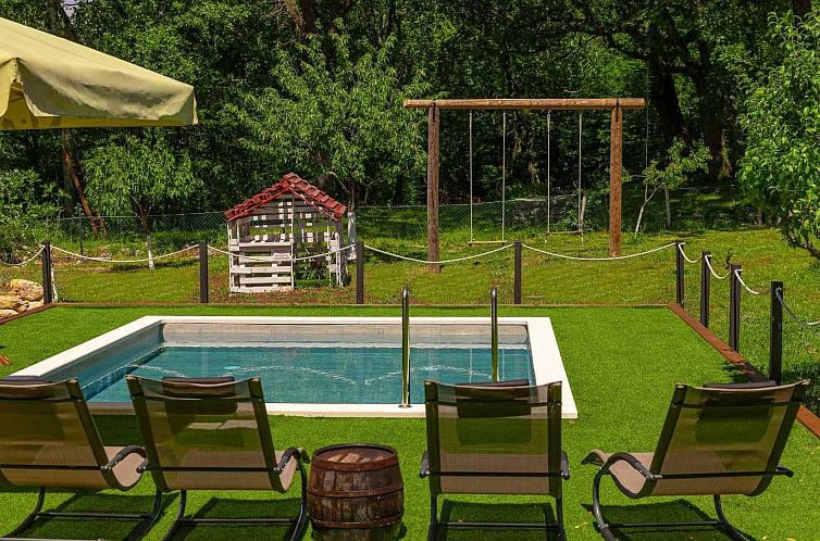 Vakantiehuis Wunderschönes Ferienhaus in Grižane mit Priva