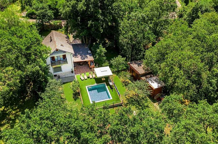 Vakantiehuis Wunderschönes Ferienhaus in Grižane mit Priva