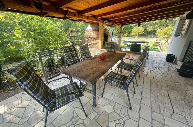 Vakantiehuis Wunderschönes Ferienhaus in Grižane mit Priva