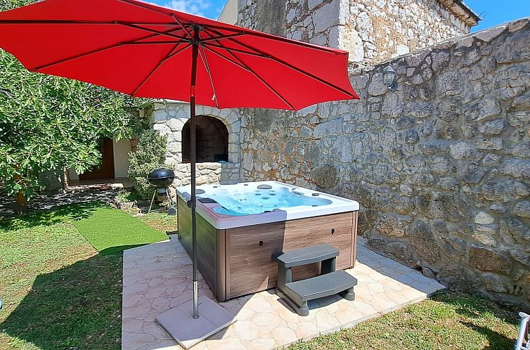 Vakantiehuis Geräumige Villa mit drei Schlafzimmern und ein