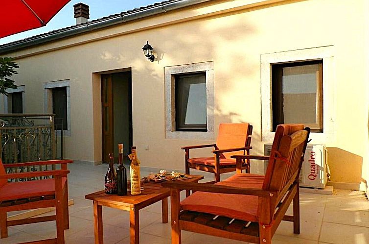 Vakantiehuis Geräumige Villa mit drei Schlafzimmern und ein