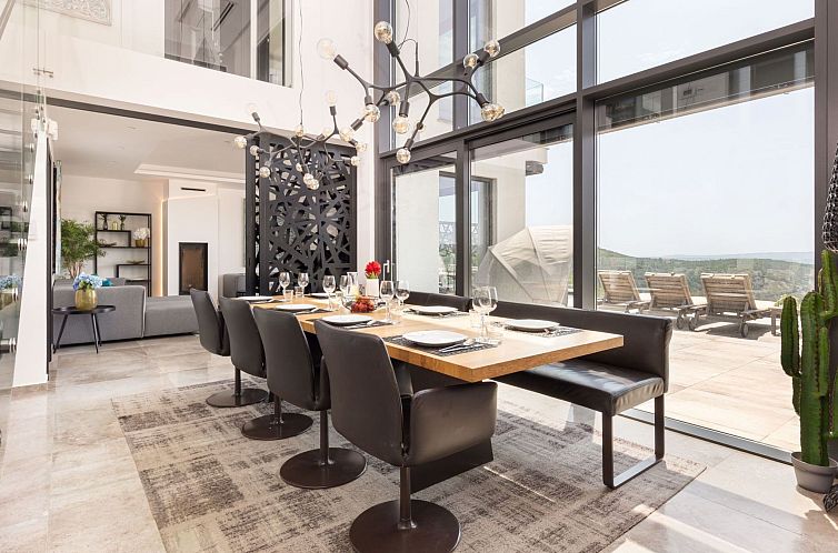 Vakantiehuis Designferienhaus mit Hot Tub