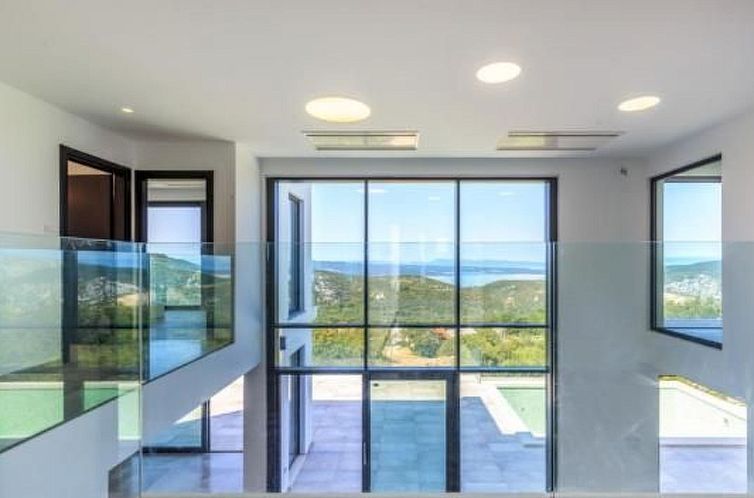 Vakantiehuis Designferienhaus mit Hot Tub