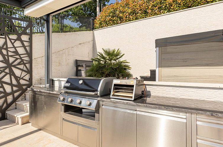 Vakantiehuis Designferienhaus mit Hot Tub
