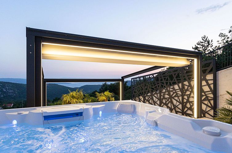 Vakantiehuis Designferienhaus mit Hot Tub