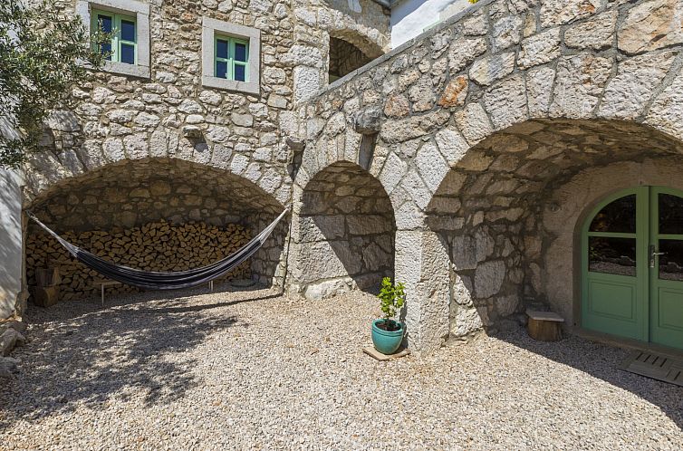 Unterkunft 1048310 - Ferienhaus Kvarner - Vakantiehuis GODEC / HR-10301-01