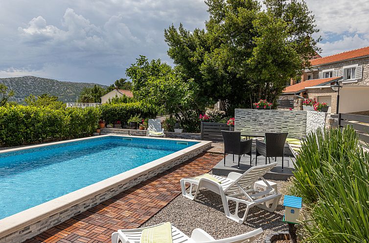 Vakantiehuis Kuca za odmor Iva / HR-11153-01