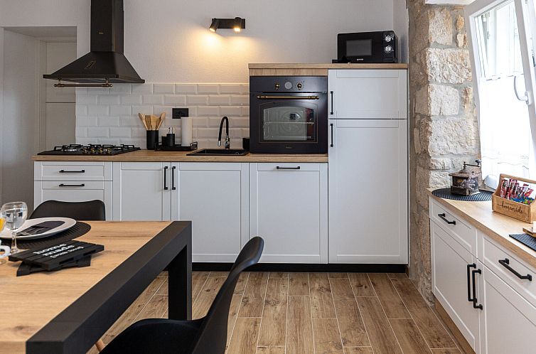 Vakantiehuis Kuca za odmor Iva / HR-11153-01