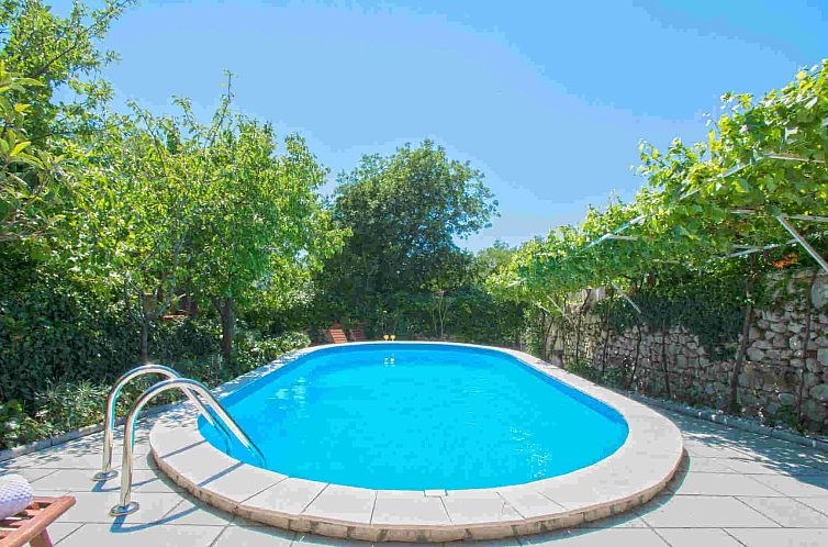 Vakantiehuis Kruzic kuca / HR-09573-01