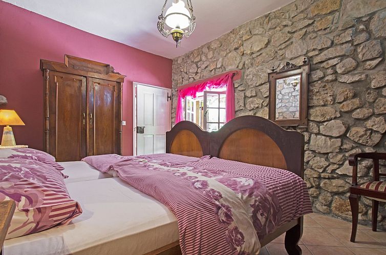 Vakantiehuis Kruzic kuca / HR-09573-01
