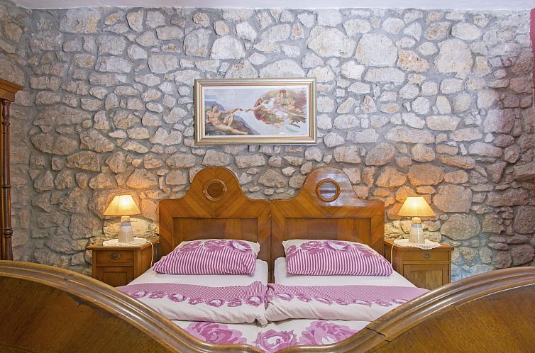 Vakantiehuis Kruzic kuca / HR-09573-01