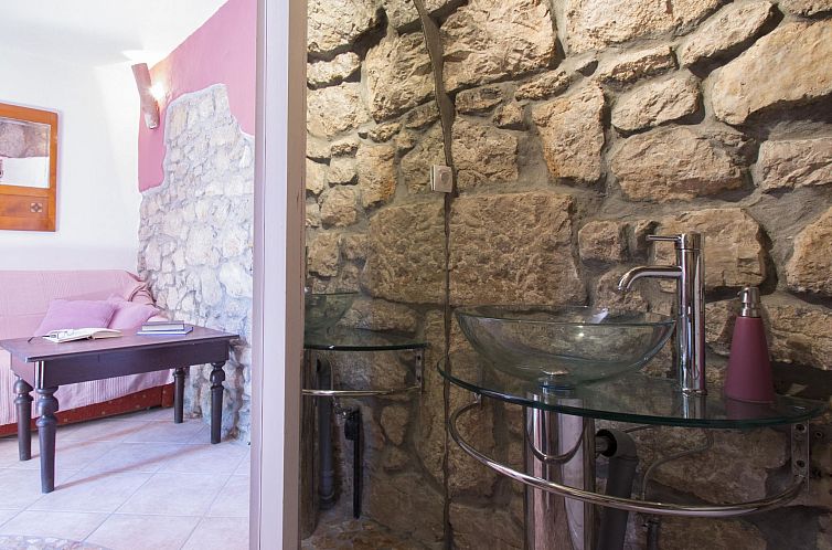 Vakantiehuis Kruzic kuca / HR-09573-01