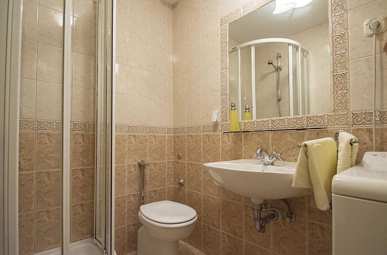 Vakantiehuis Kruzic kuca / HR-09573-01