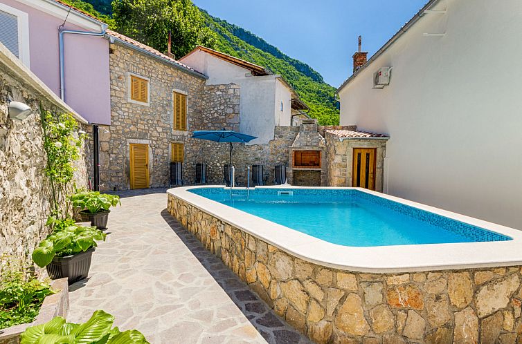 Unterkunft 1048323 - Ferienhaus Kvarner - Vakantiehuis Kuca Dragica / HR-09882-01