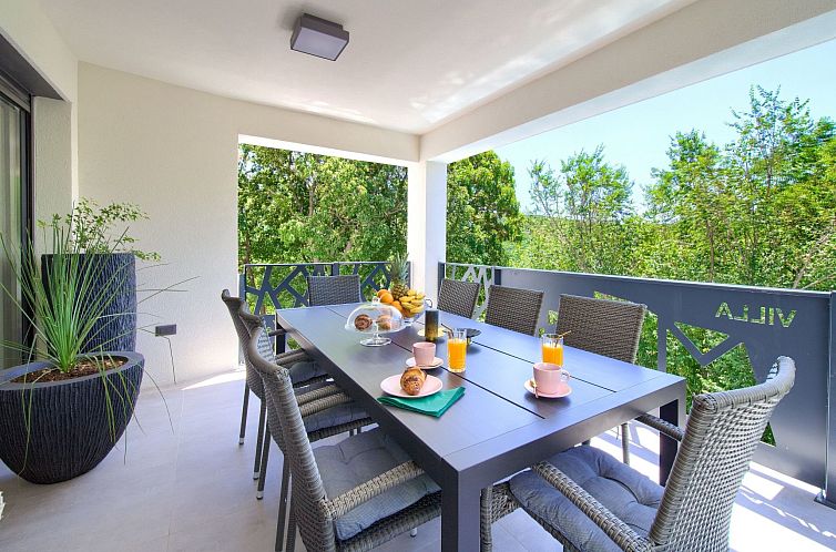 Vakantiehuis "Villa Modruna" mit privatem Pool