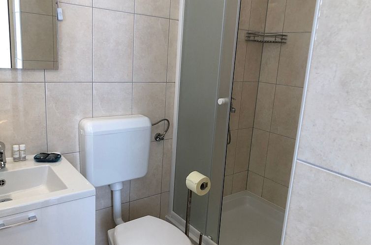 Appartement Erdgeschosswohnung mit Terrasse für sechs Perso