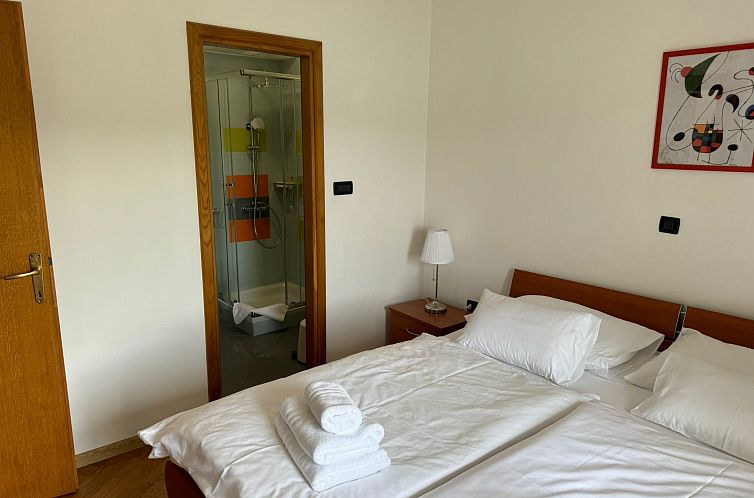 Appartement Geräumige Ferienwohnung mit Meerblick