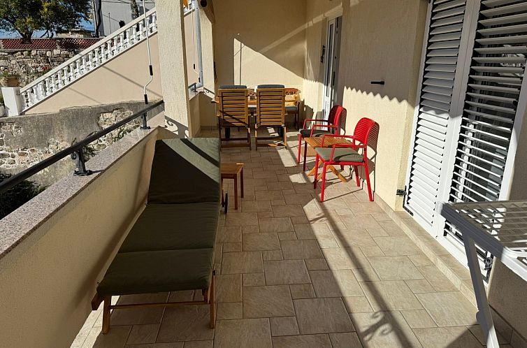 Appartement Geräumige Ferienwohnung mit Meerblick
