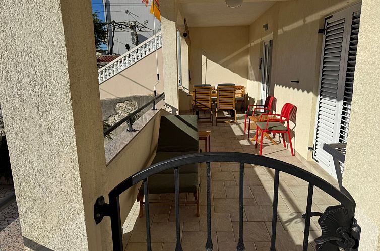 Appartement Geräumige Ferienwohnung mit Meerblick