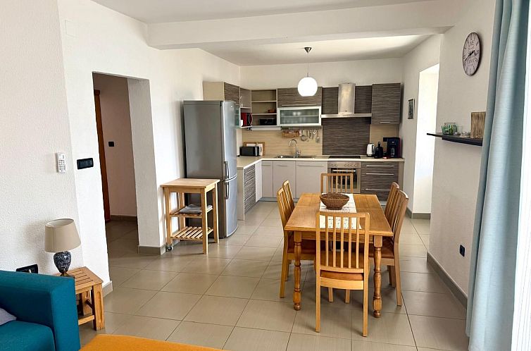 Appartement im 2. Stock mit Meerblick