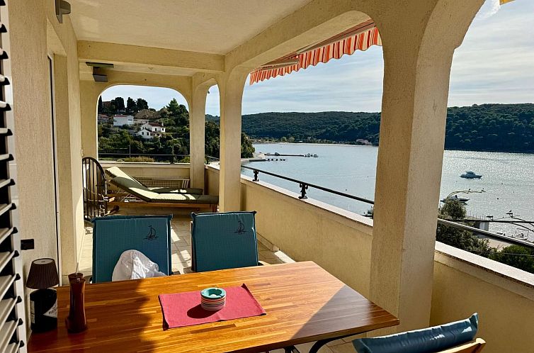 Appartement im 2. Stock mit Meerblick