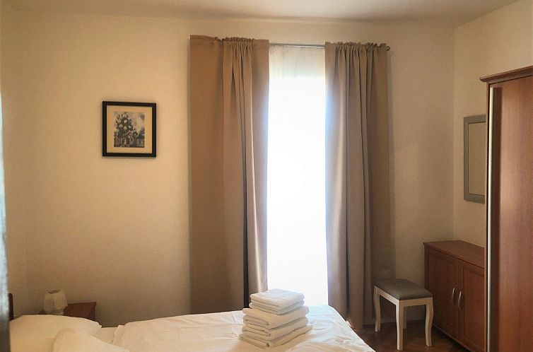 Appartement im 2. Stock mit Meerblick