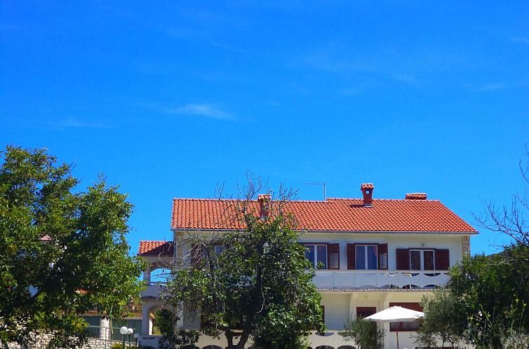 Unterkunft 1048527 - Appartement Kvarner - Appartement Wohnung in Kampor mit gemauertem Grill