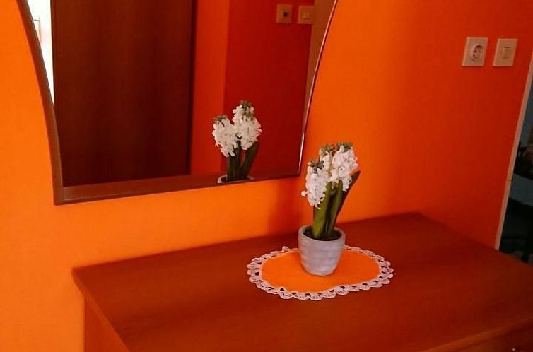 Appartement in Kampor mit Privatparkplatz