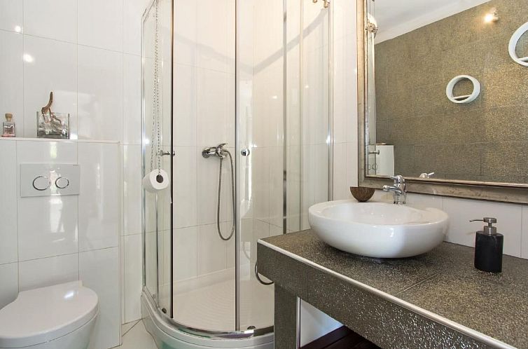 Appartement Wohnung in Rijeka mit Terrasse und Grill