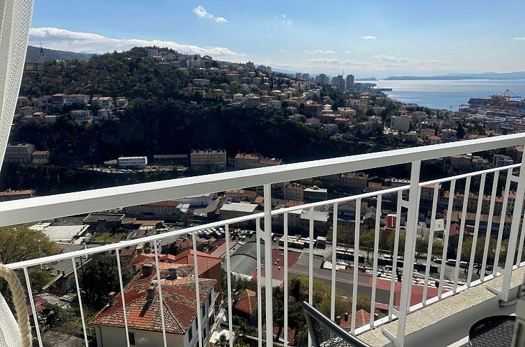 Appartement Fiorino Apartment-Studio Rijeka mit Balkon