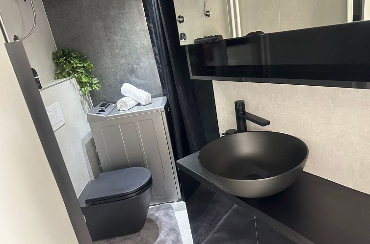 Appartement Fiorino Apartment-Studio Rijeka mit Balkon