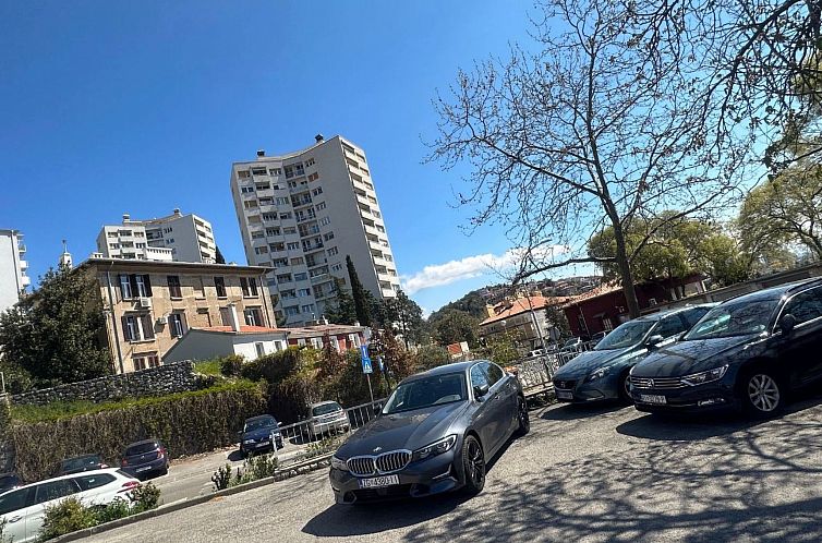 Appartement Fiorino Apartment-Studio Rijeka mit Balkon