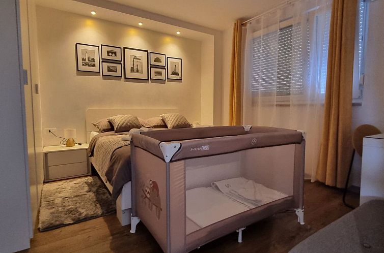 Appartement Qr-Wohnung