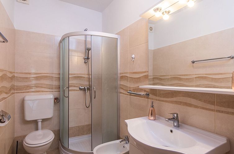 Appartement Wohnung "cesarek Apartman A2"