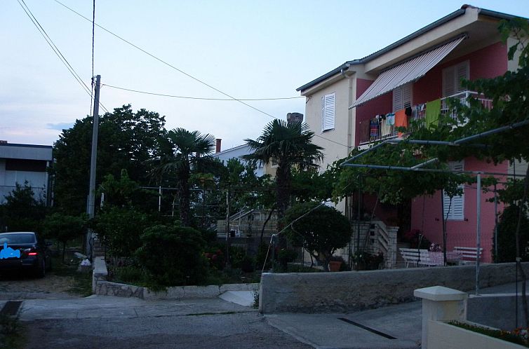Appartement "App žardin" mit Balkon