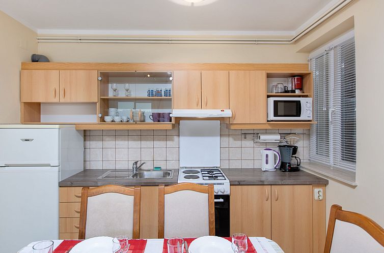 Appartement schöne Wohnung "Apartman Mira 1" mit Terrasse