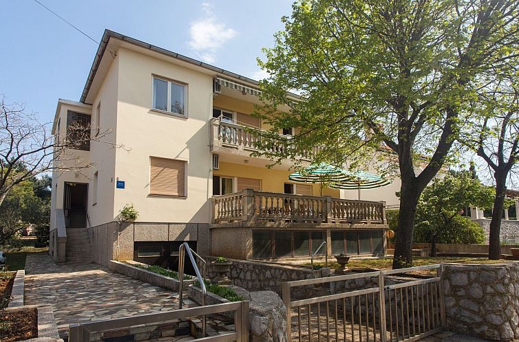 Appartement Appartement "Apartman Ester" mit Terrasse