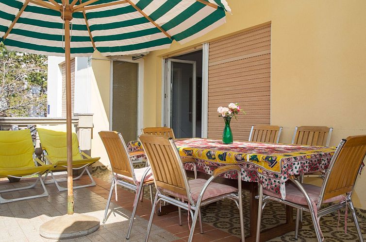 Appartement Appartement "Apartman Ester" mit Terrasse