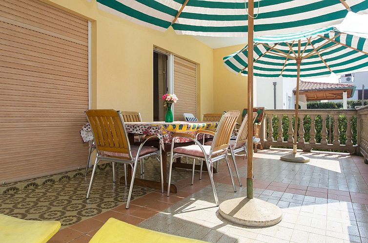 Appartement Appartement "Apartman Ester" mit Terrasse