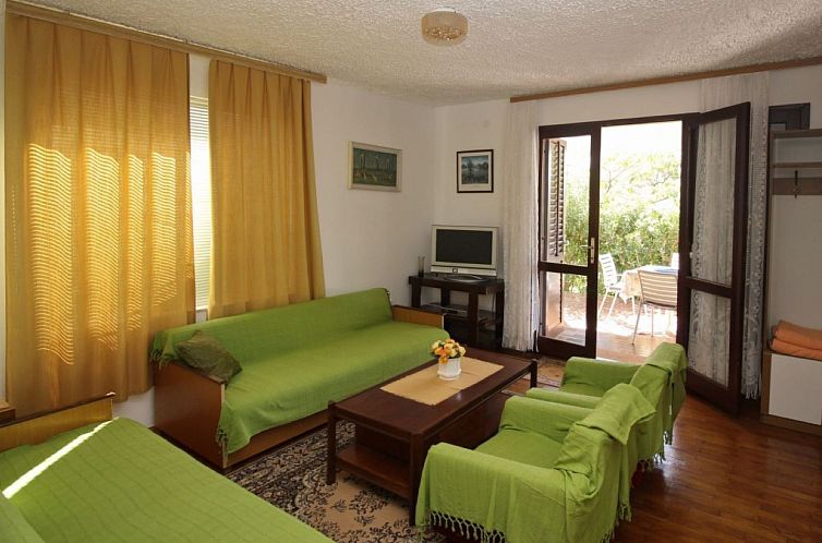 Appartement "Apartman Nada" mit Terrasse
