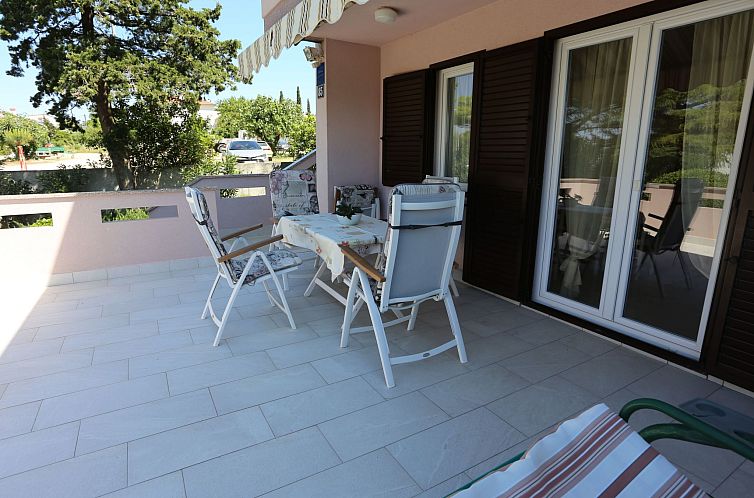 Appartement Appartement "Apartman Ružica" mit Terrasse