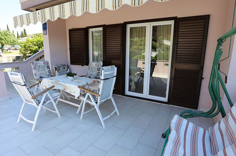 Appartement Appartement "Apartman Ružica" mit Terrasse