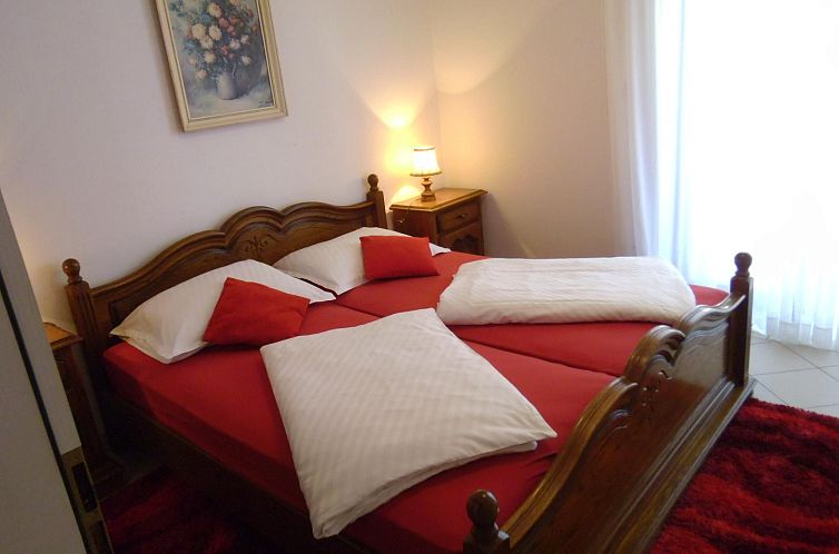 Appartement Apartment mit 1 Schlafzimmer und Balkon für 2 P