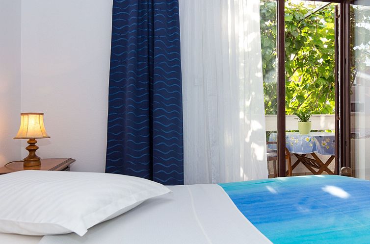 Appartement Apartment mit 1 Schlafzimmer und Balkon für 2 P
